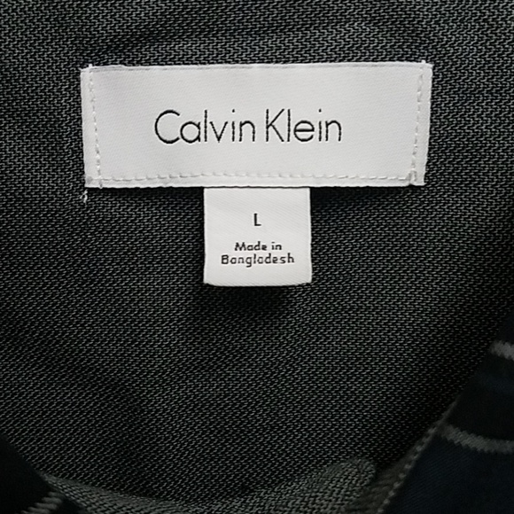 Button down dress shirt - Picture 2 of 4